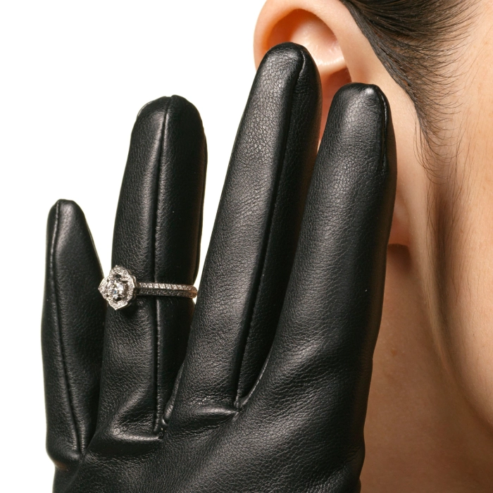 Кольцо из белого золота с бриллиантами - К100043