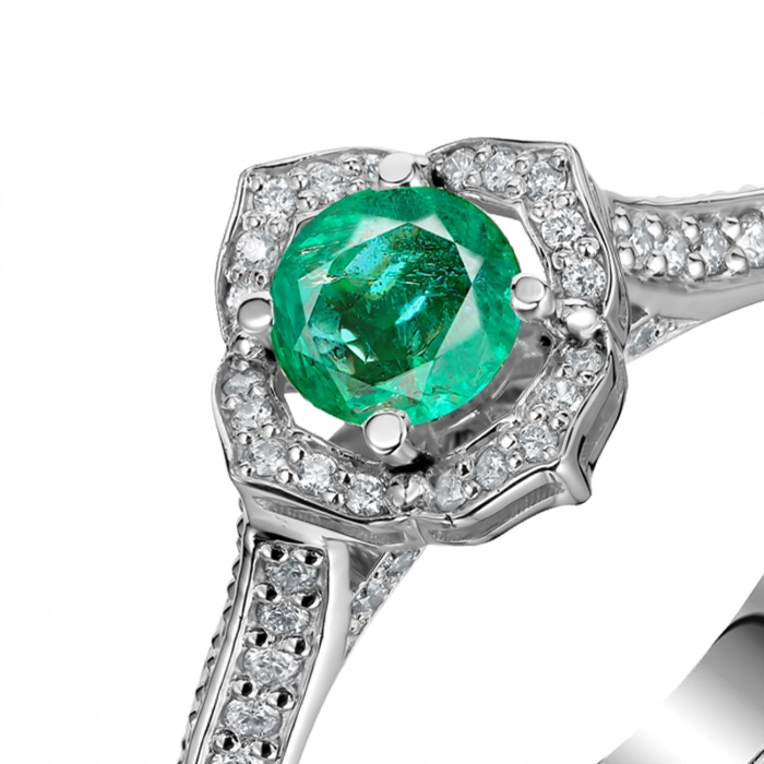 GOLD RING WITH EMERALD AND DIAMONDS - К100043и