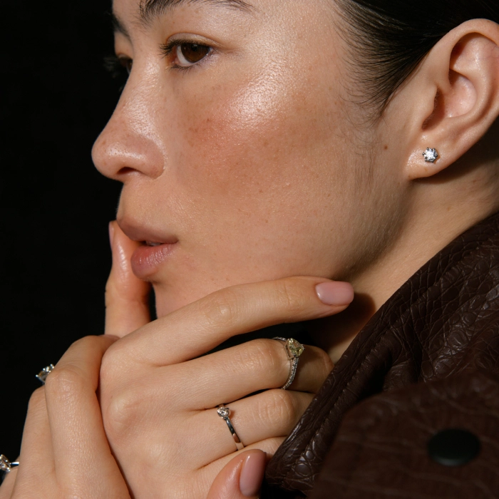 Каблучка з діамантом у білому золоті  - К100083