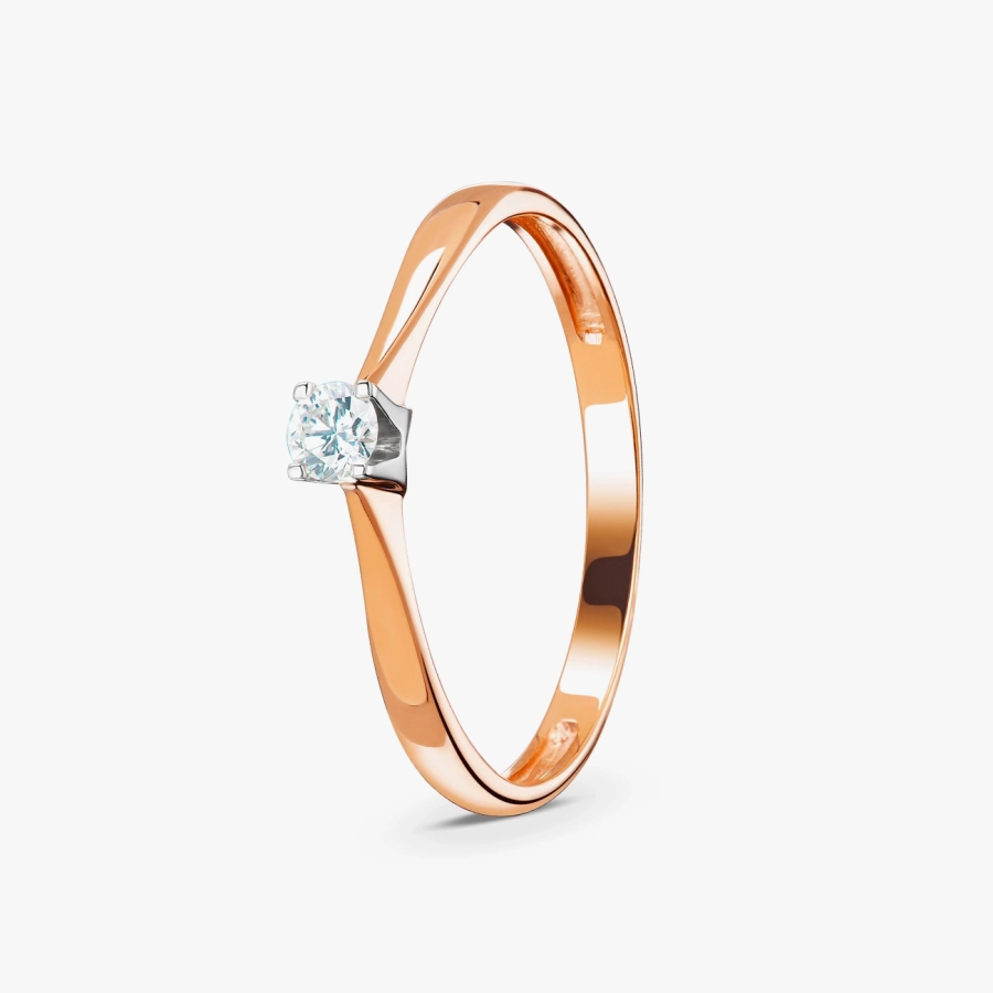 Кольцо с бриллиантом в красном золоте - К100092