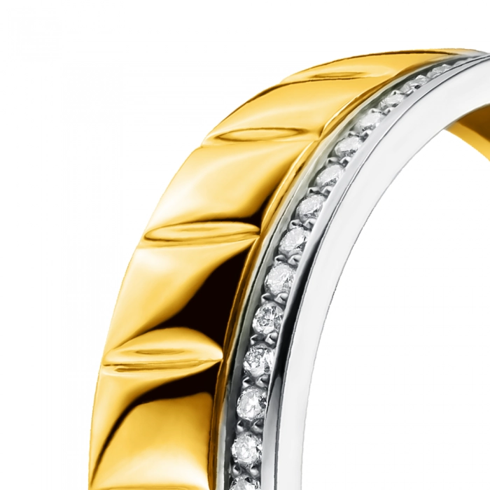 GOLD WEDDING RING WITH DIAMONDS - К100225