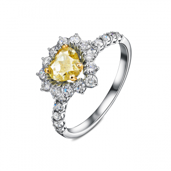 GOLD RING WITH DIAMONDS - К100253