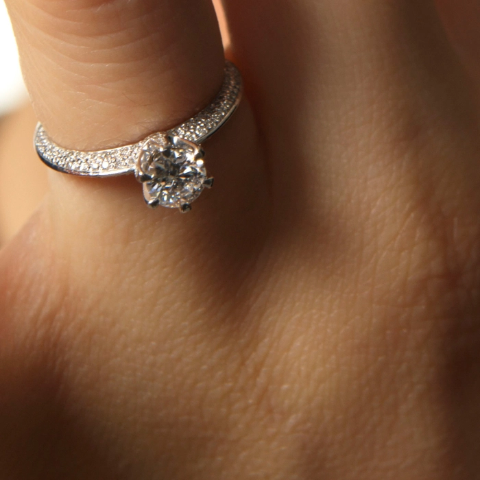 Каблучка з білого золота з діамантами 1 карат - К100340.65