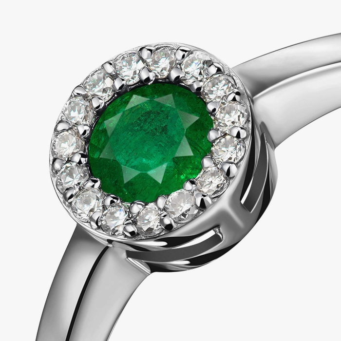 White Gold Emerald and Diamond Ring - К1124и