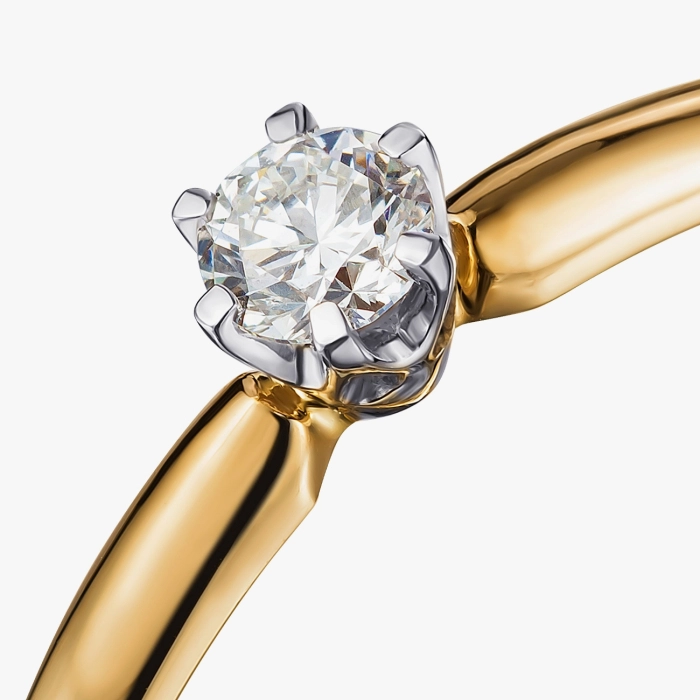 Red gold ring with a diamond - K1220