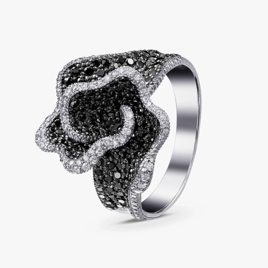 Каблучка у формі троянди з чорними та білими діамантами в білому золоті - К1331