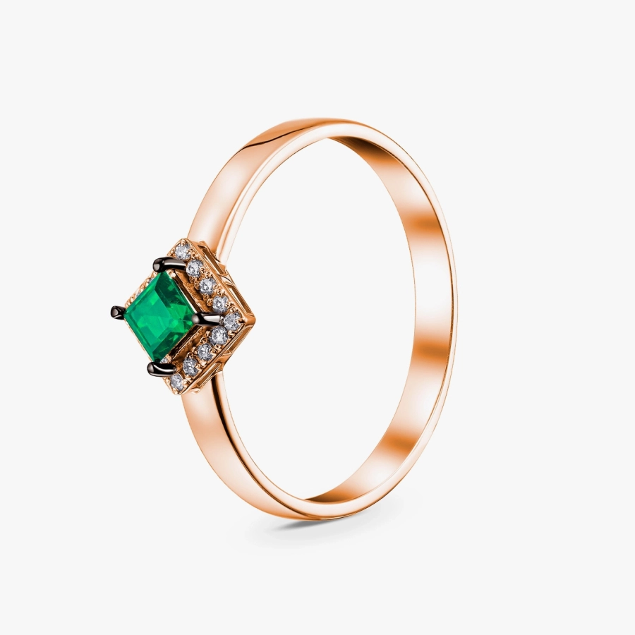 Кольцо из красного золота с изумрудами и бриллиантами - К1340и