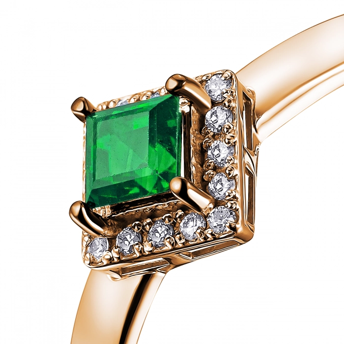 GOLD RING WITH EMERALD AND DIAMONDS - К1340