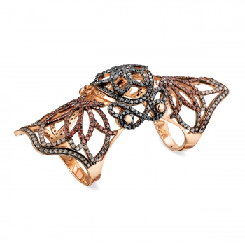 GOLD RING WITH BLACK AND COGNAC DIAMONDS — К1806