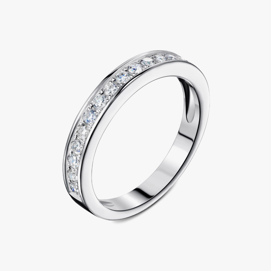 Класична каблучка з білого золота з діамантами - К1831
