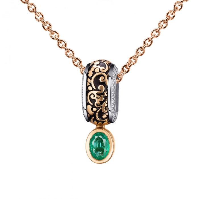 GOLD PENDANT WITH EMERALD AND DIAMONDS - П197и