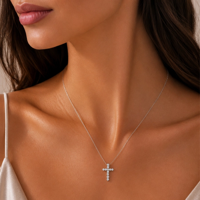 Diamond Cross in White Gold - П601