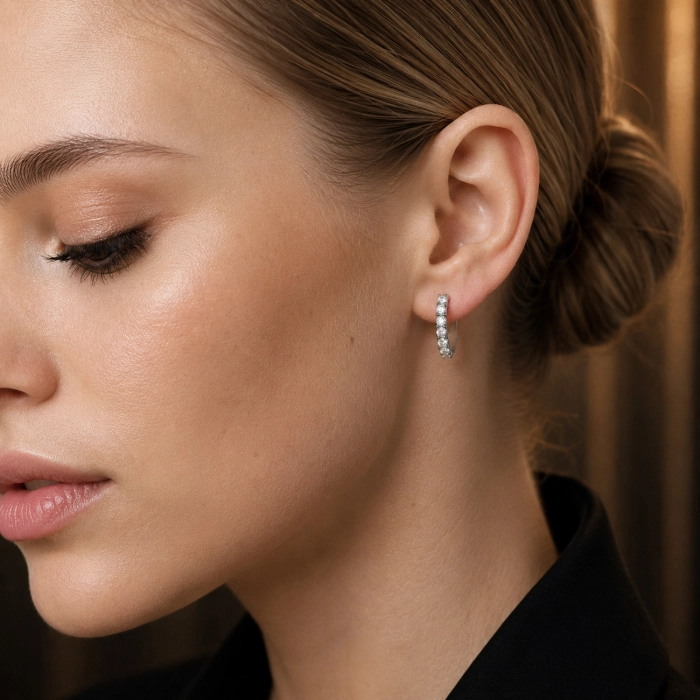 Сережки-кільця з діамантами у білому золоті - С200067