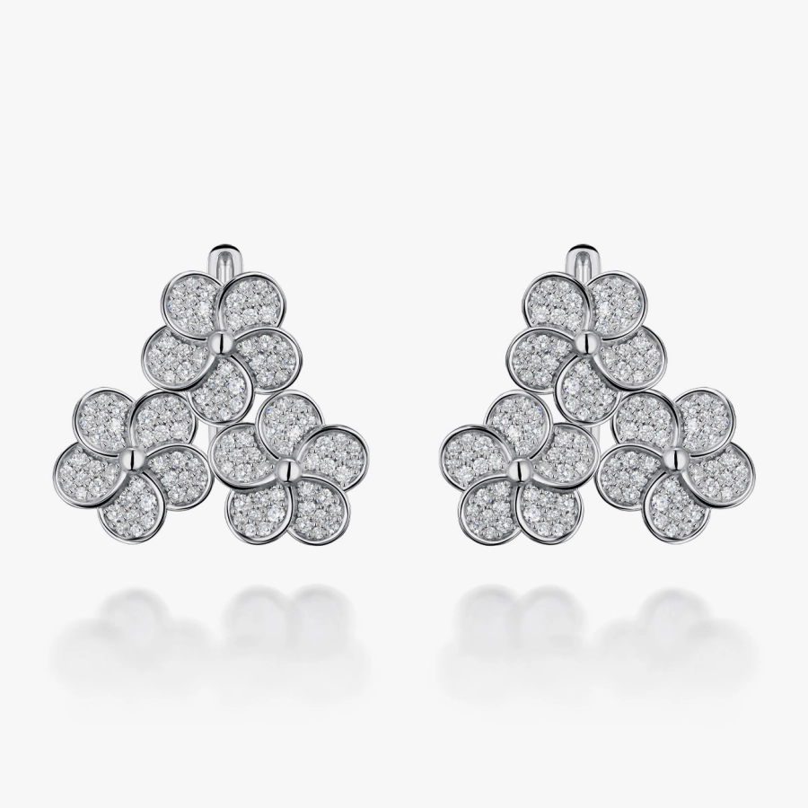 Сережки з діамантами у формі квітів з білого золота - С200136