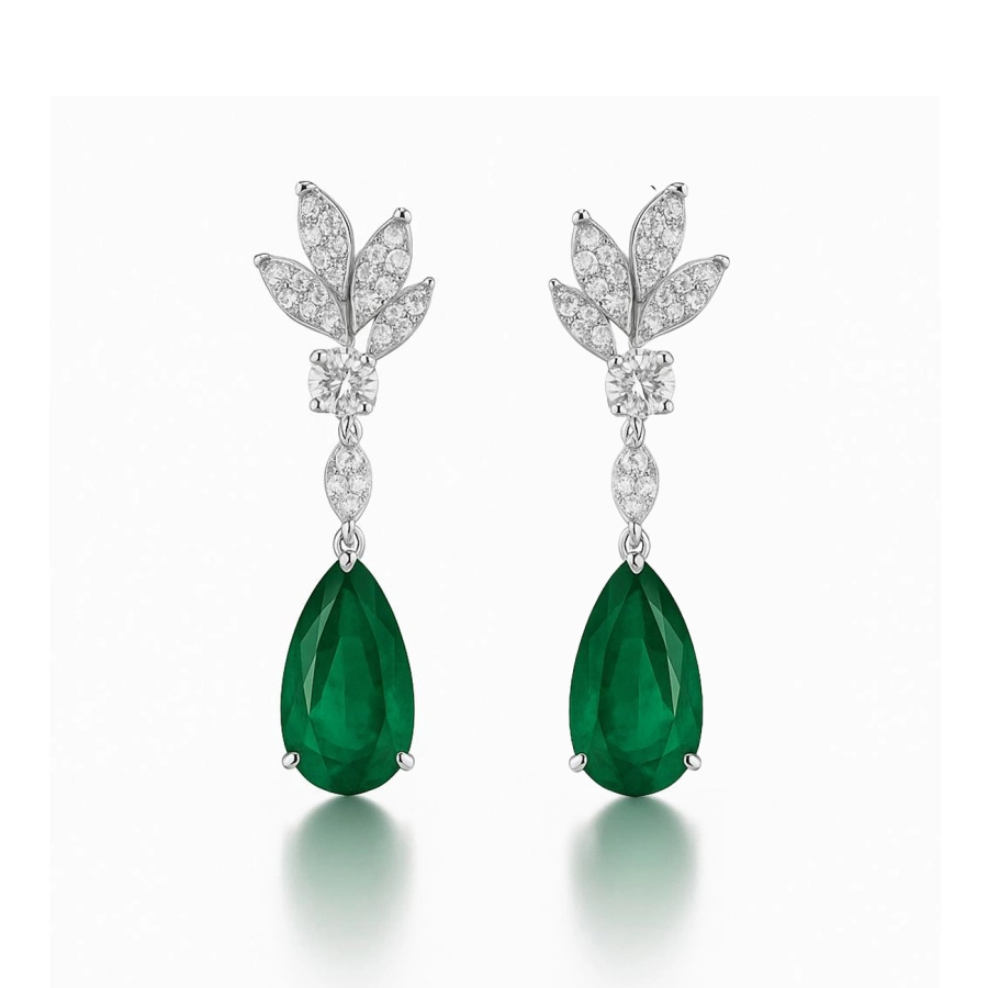 Gold Earrings with Large Pear-Shaped Emeralds and Diamonds - С200219и