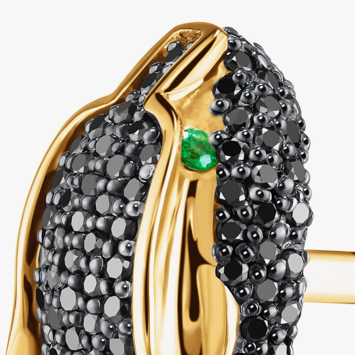 Gold earrings with black diamonds and emeralds in the shape of a panther - С2290