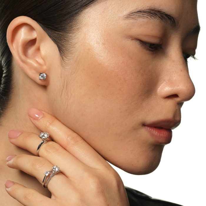 Серьги-пусеты с бриллиантами в белом золоте - С2535