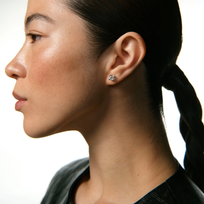 Серьги-пусеты с бриллиантами в белом золоте - С2535